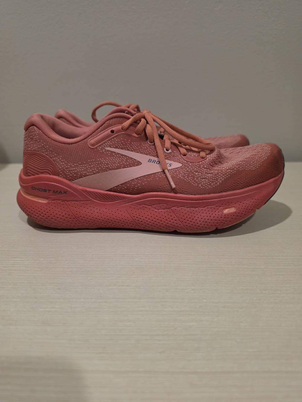 Brooks Ghost Max Cushion Running Shoes Faded Rose Pink Women’s Size 9.5 B
